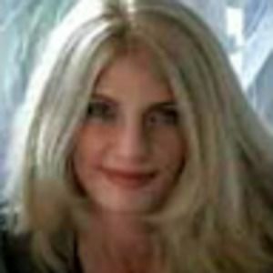 Meet your Posher, Elaina